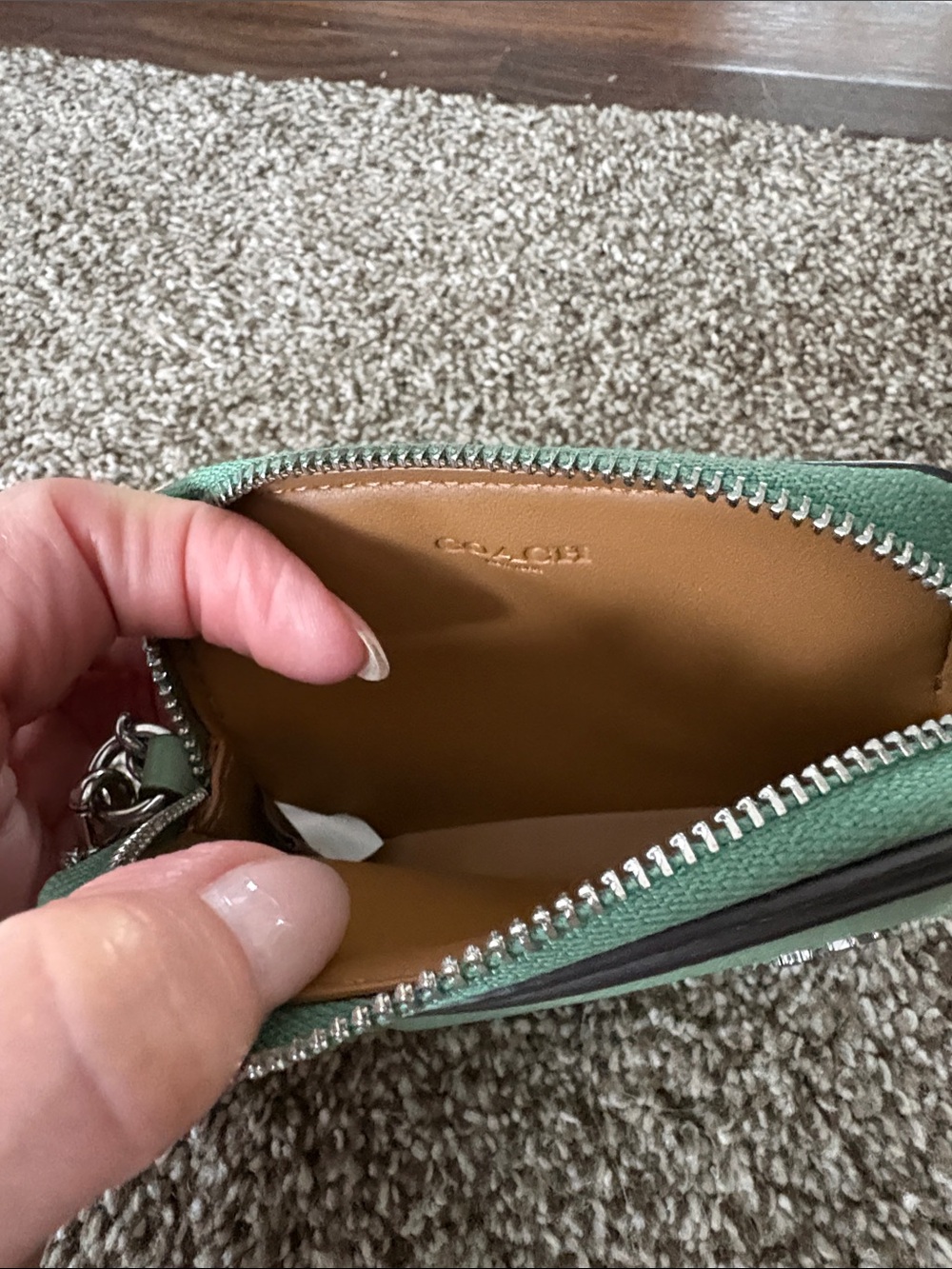 Coach Green Pebbled Leather Card Wallet with Chain - Picture 3 of 7